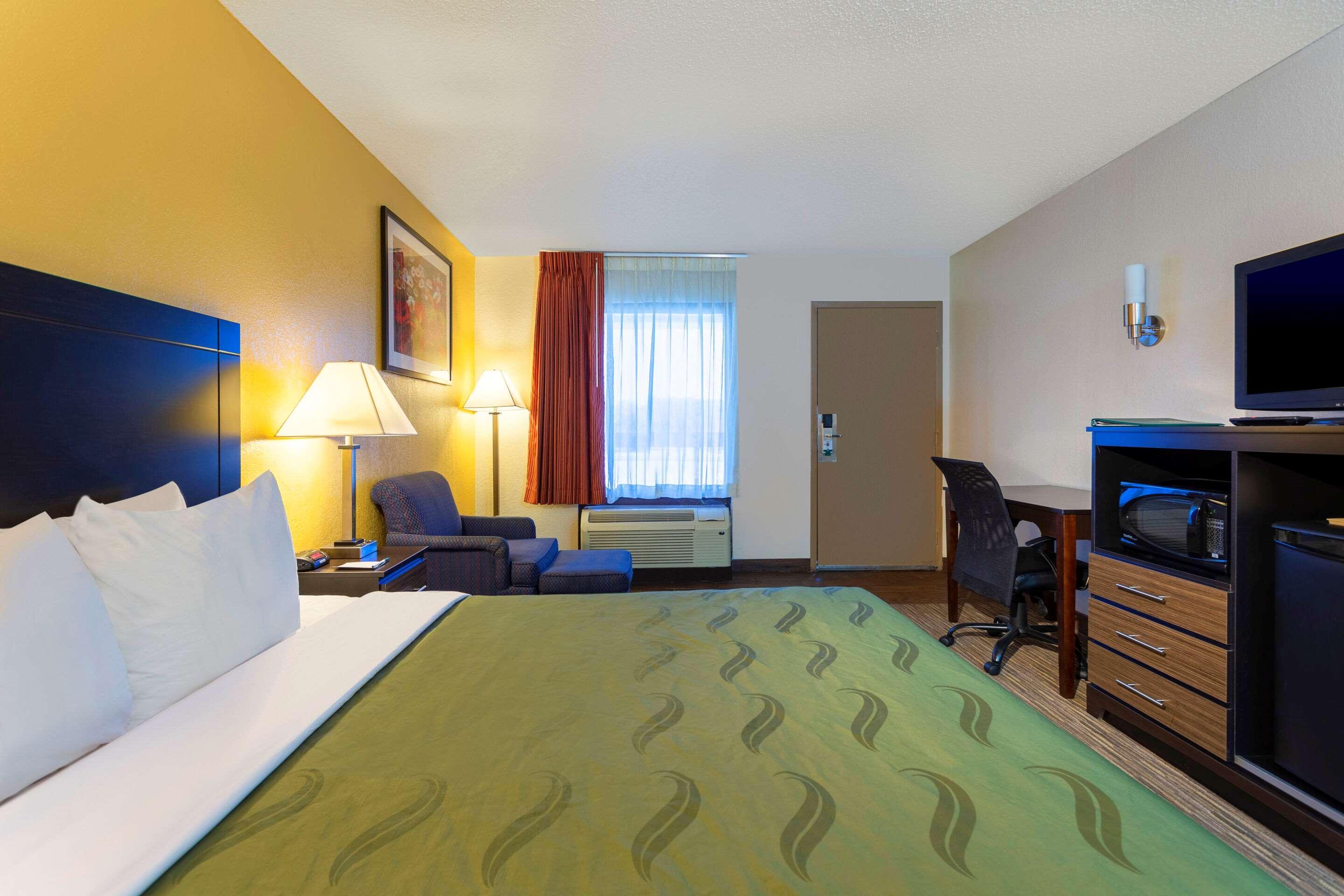 Quality Inn At Arlington Highlands Exterior foto